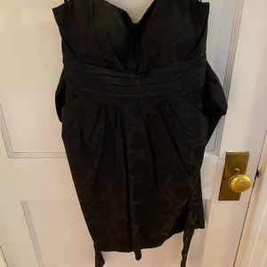 Strapless little cute black dress!
